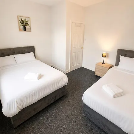 아파트 Cosy 1-bed Stay, Sleeps 4, Near Town *