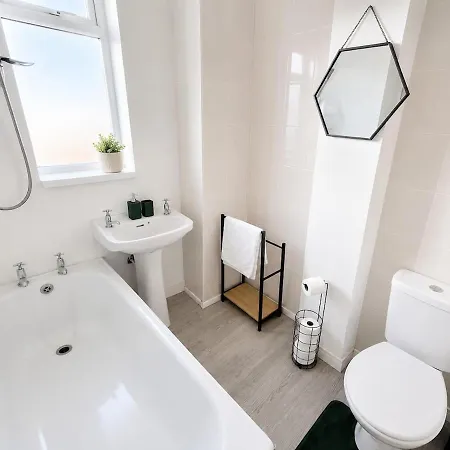 아파트 Cosy 1-bed Stay, Sleeps 4, Near Town